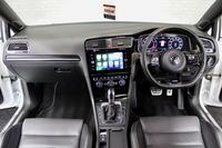 VOLKSWAGEN GOLF (2017)