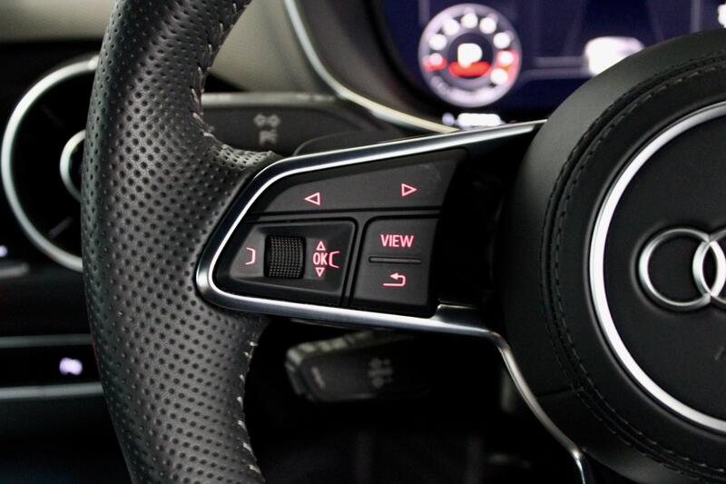 AUDI TTS