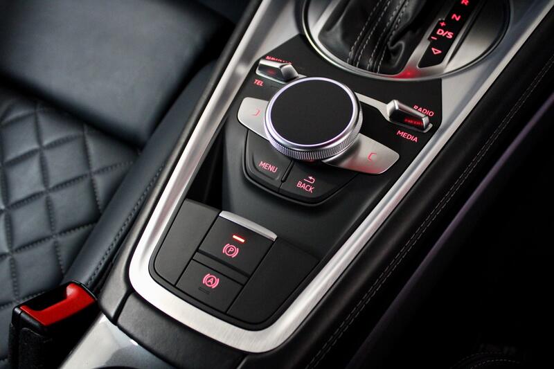 AUDI TTS