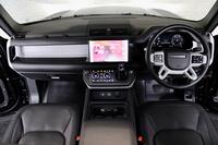 LAND ROVER DEFENDER 90 (2023)