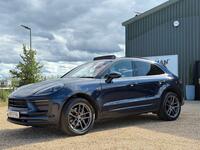 PORSCHE MACAN (2021)