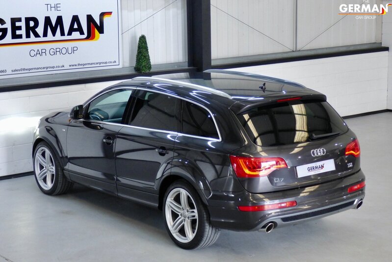 AUDI Q7