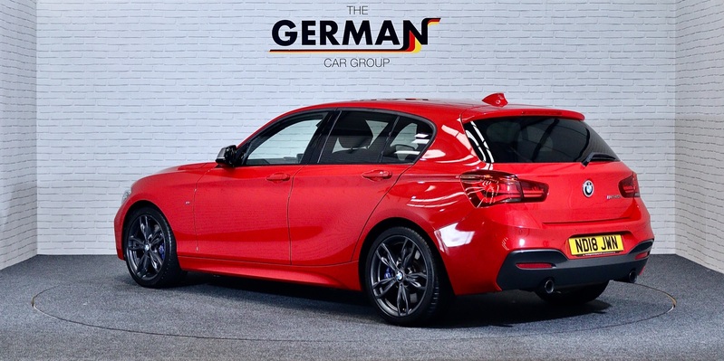 BMW 1 SERIES