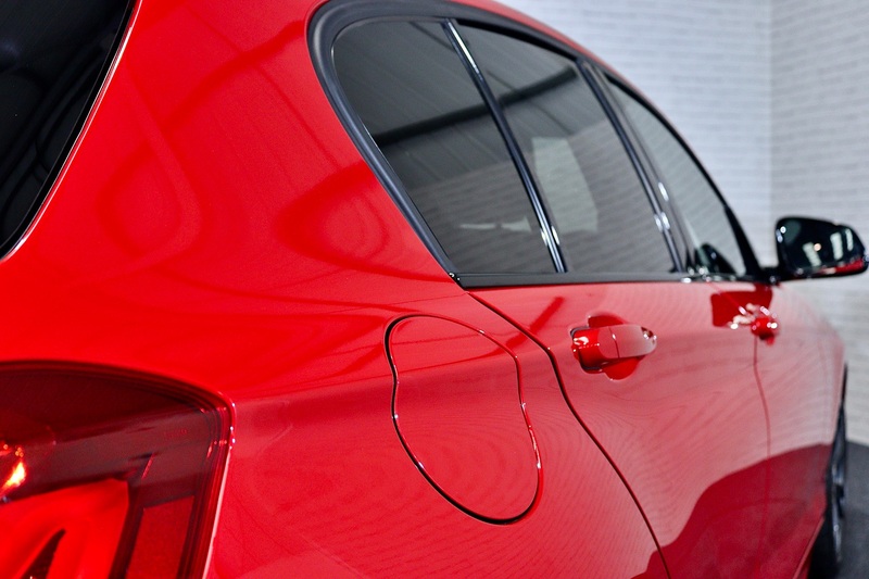 BMW 1 SERIES
